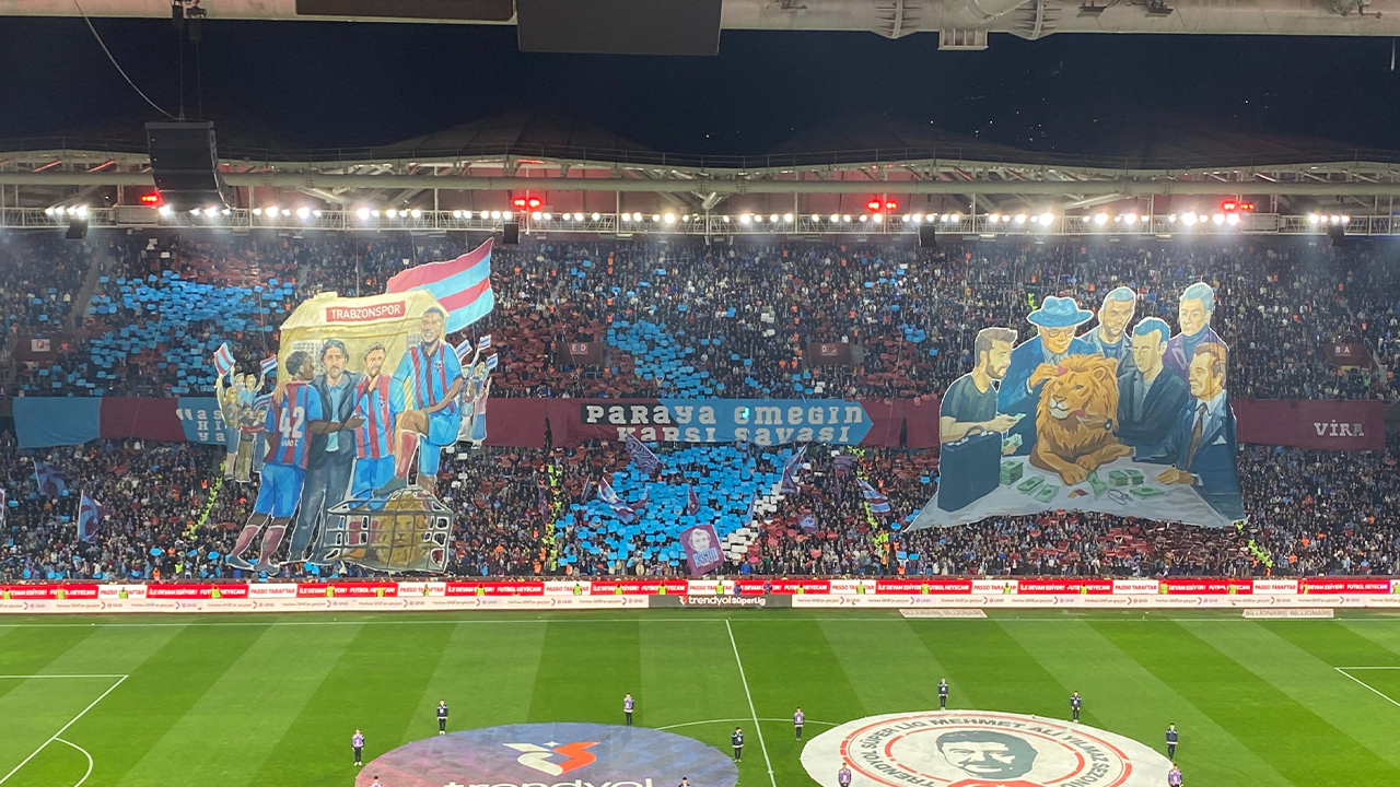 Galatasaray galibiyeti sonrası Trabzon yerel basını coştu: "Gıra gıra eze eze şampiyonluğa"