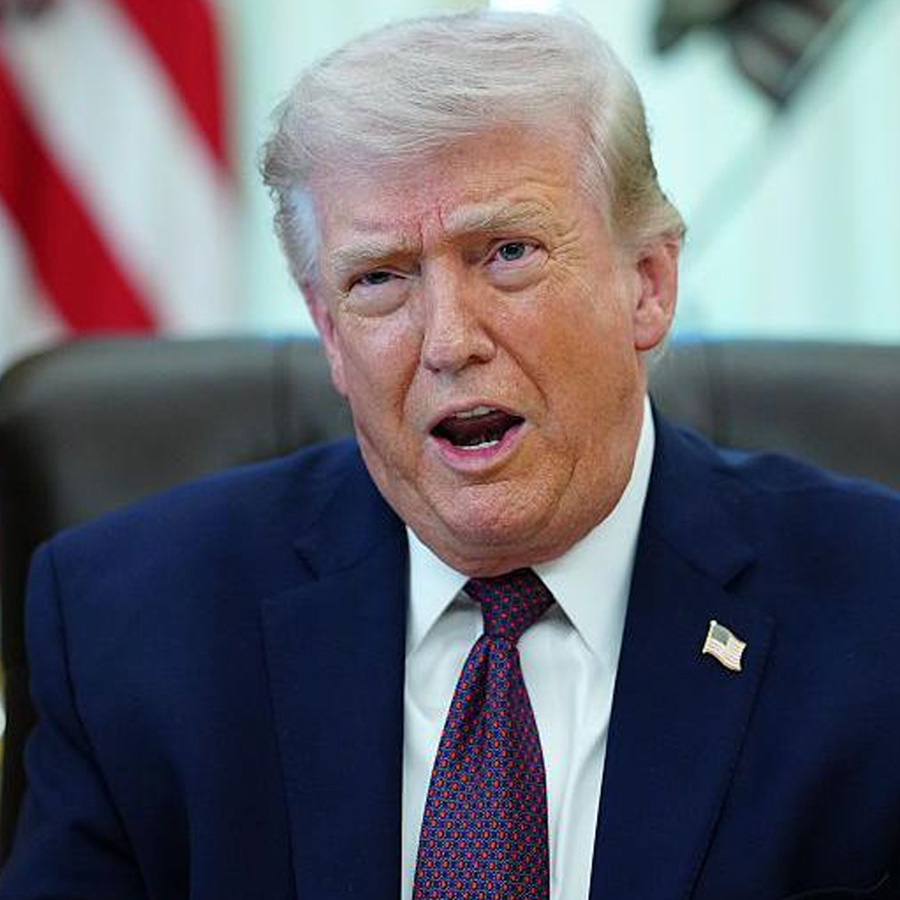 ABD Başkanı Trump'tan Tahran'a yeni tehdit: "Yarın gece İran'ı yok edebiliriz"
