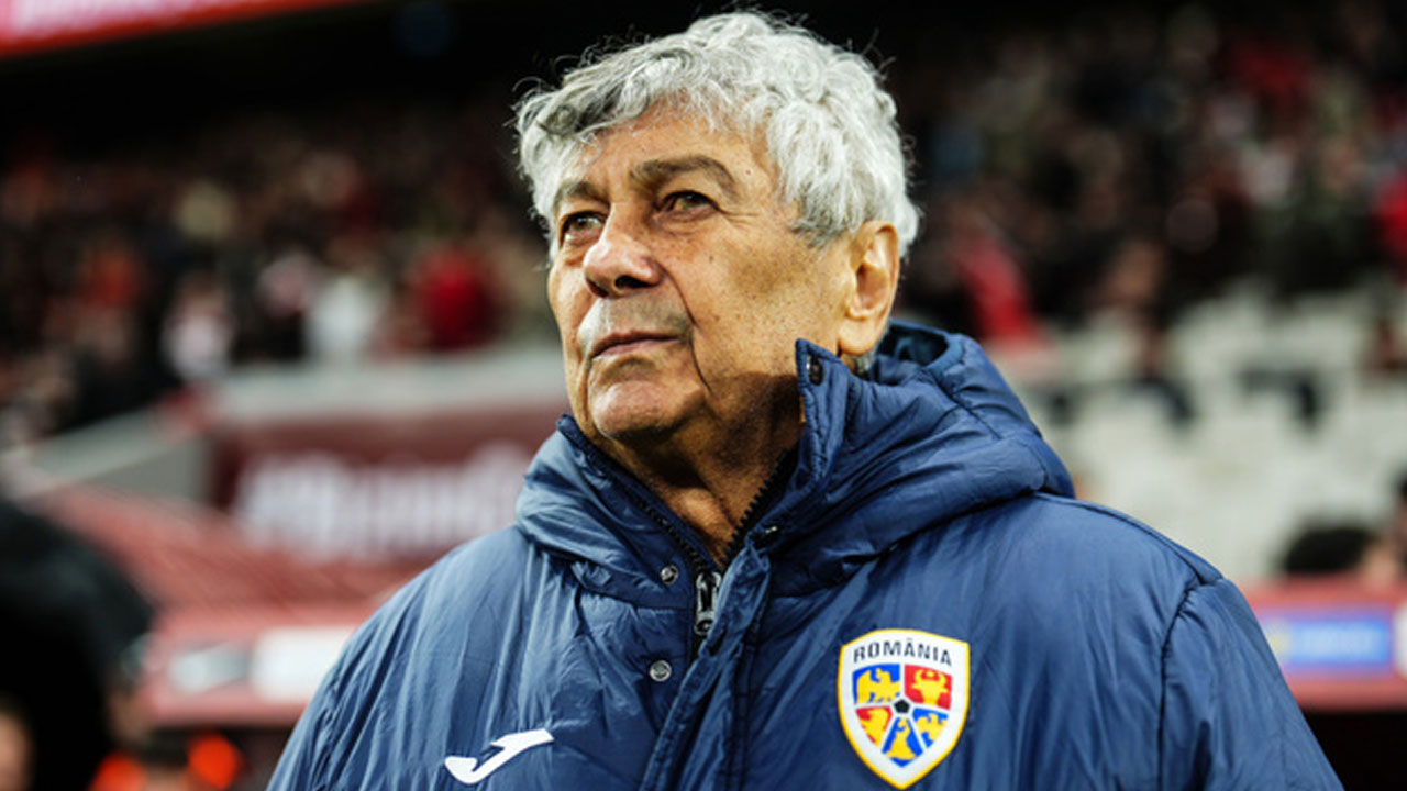 Romanya'da Lucescu sonrası göreve Hagi getirildi