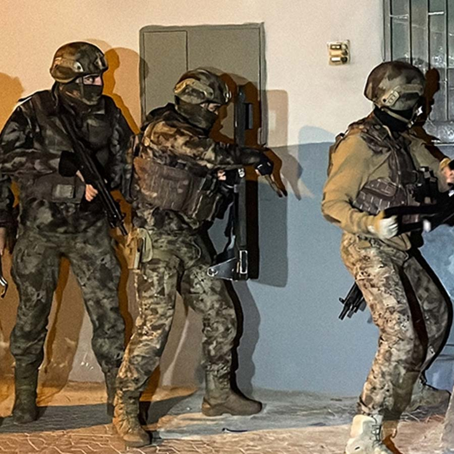 Terör örgütü DEAŞ'a eş zamanlı operasyon! 34 ilde 198 şüpheli gözaltına alındı