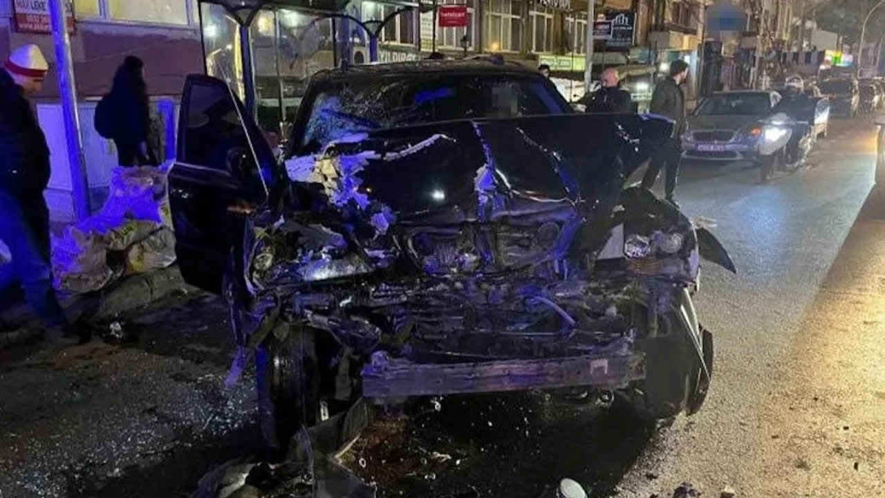 Kocaeli'de iki SUV tipi araç çarpıştı: Çok sayıda yaralı var