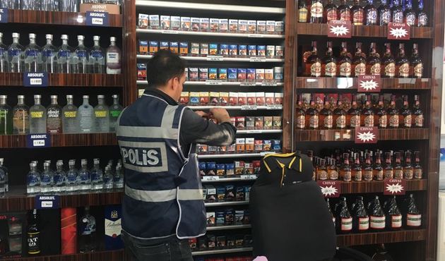 81 ilde kaçak sigara ve içki operasyonu...