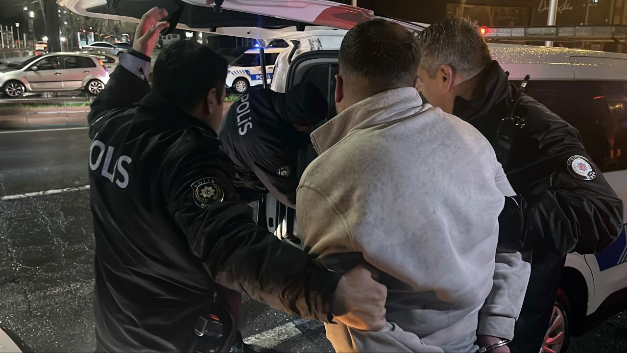 Kayseri'de "dur" ihtarına uymayan alkollü sürücüye 450 bin lira ceza kesildi