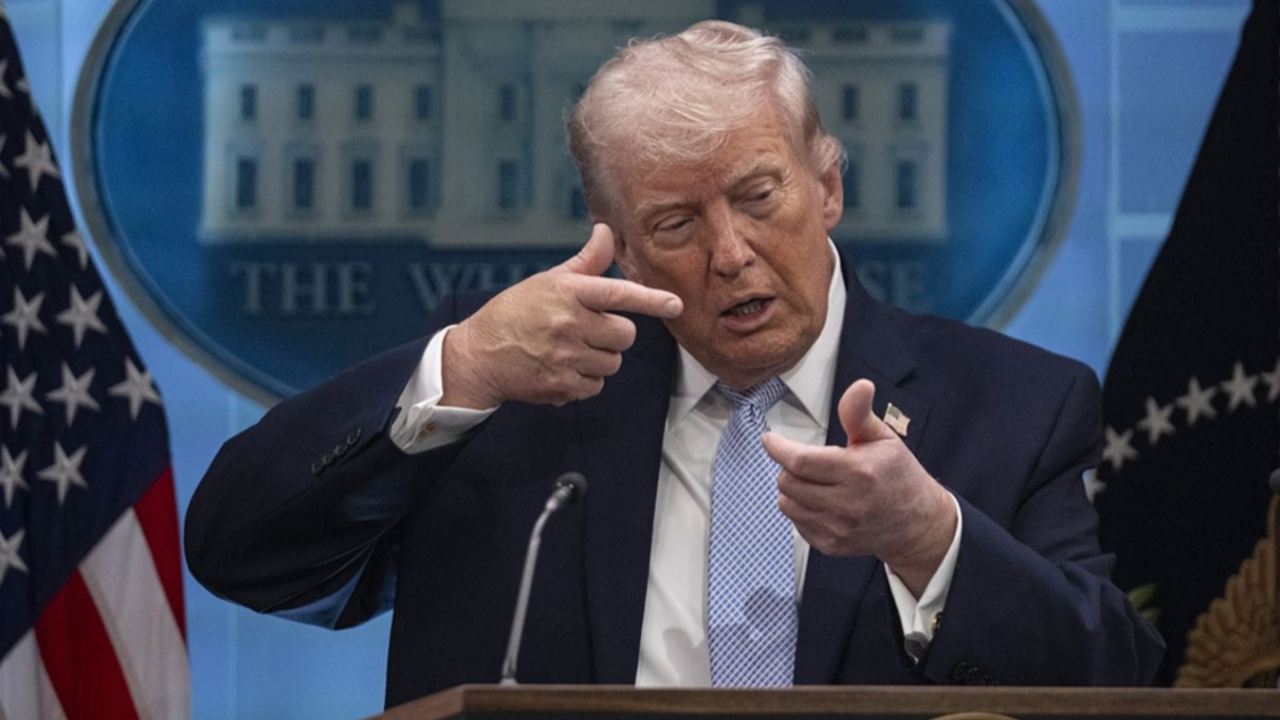 Trump'tan İran'a yeni tehdit! "Anlaşma sağlanana kadar tüm askeri birliklerimiz İran çevresinde kalacak"