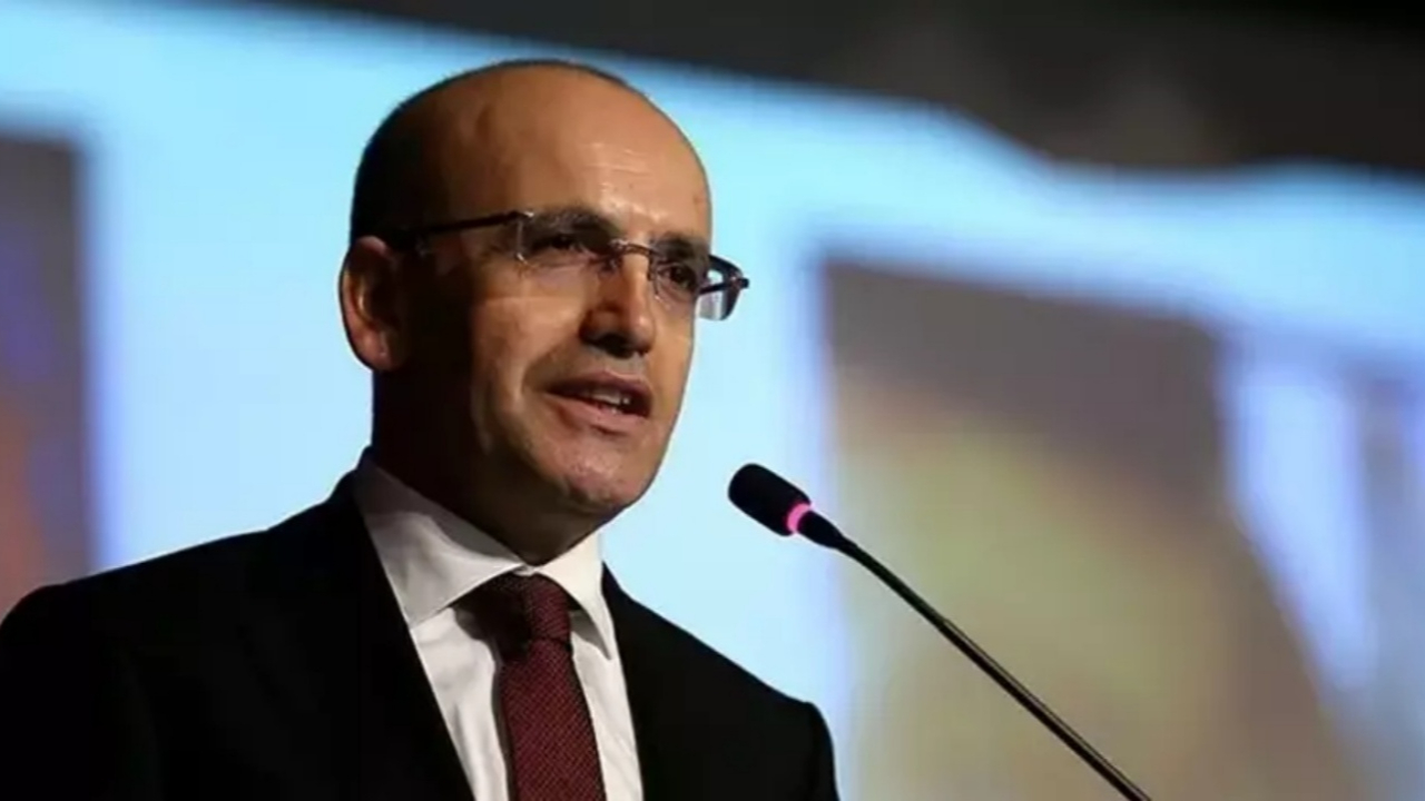 Bakan Şimşek: Eşelmobil sistemini uygulamaya koymasaydık mazotun litresi 103 lira, benzinin litresi 78 lira olacaktı