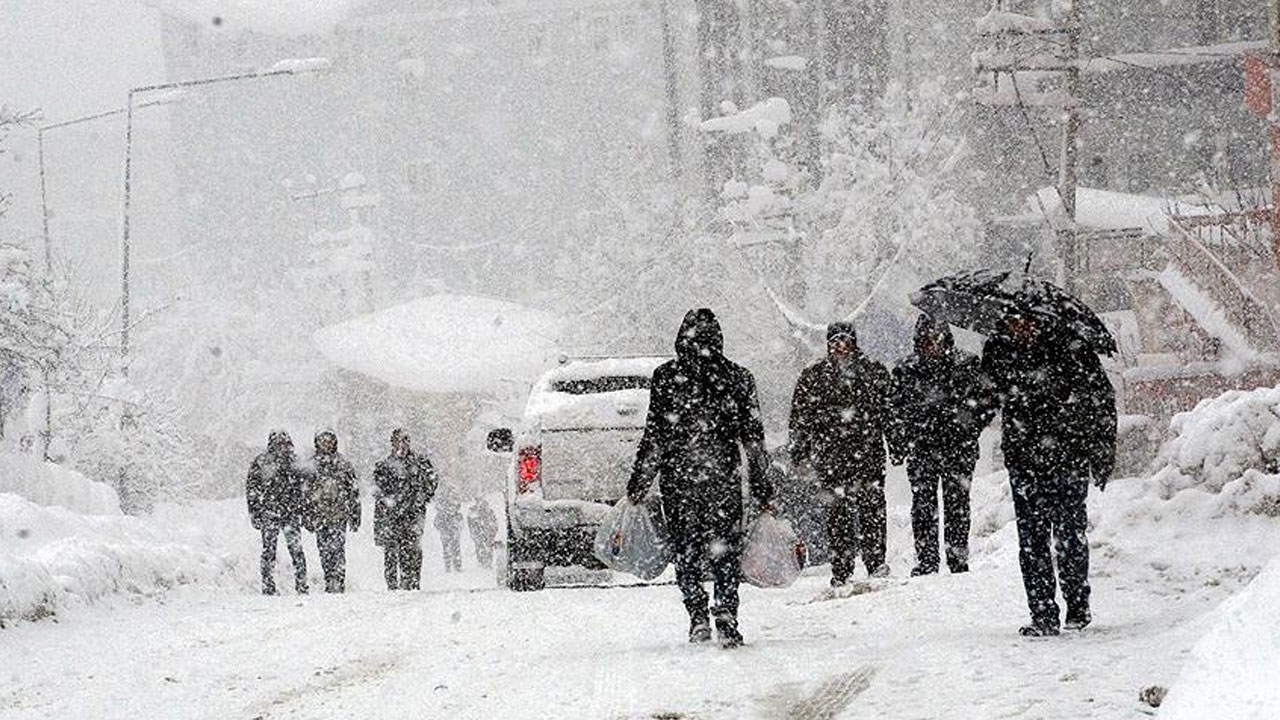 Yarın için uyarı geldi! Bu illerde kuvvetli kar bekleniyor