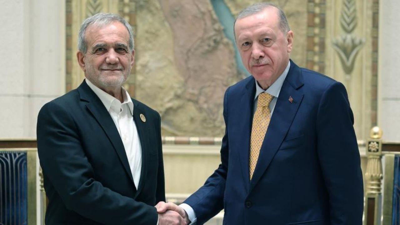 Pezeşkiyan: Türk milletinin İran ile dayanışmasını takdir ediyoruz