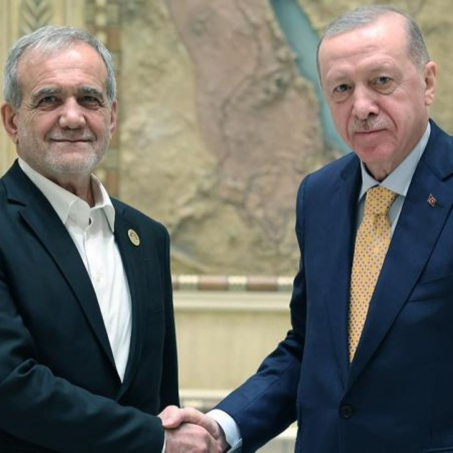 Pezeşkiyan: Türk milletinin İran ile dayanışmasını takdir ediyoruz