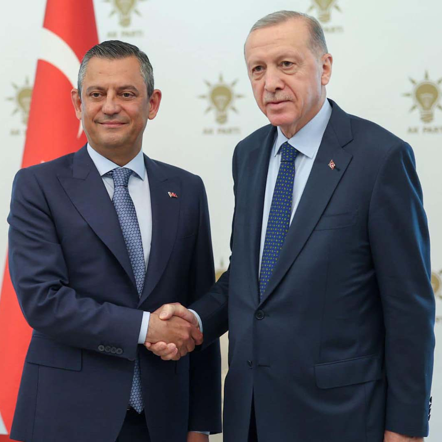 Cumhurbaşkanı Erdoğan 2002'de ara seçimle mi başbakan oldu? AK Parti'den Özgür Özel'in Erdoğan iddialarına belgeli cevap
