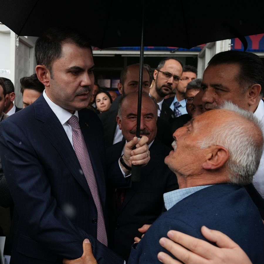 Şehidin vasiyeti yerine getirildi! Şehit babasından Murat Kurum'a anlamlı teşekkür