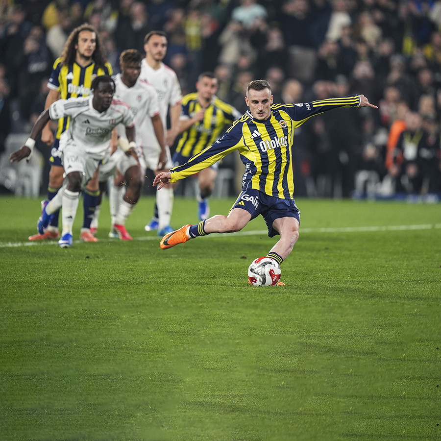 Kerem Aktürkoğlu, Beşiktaş derbisinde kullandığı penaltıyı anlattı