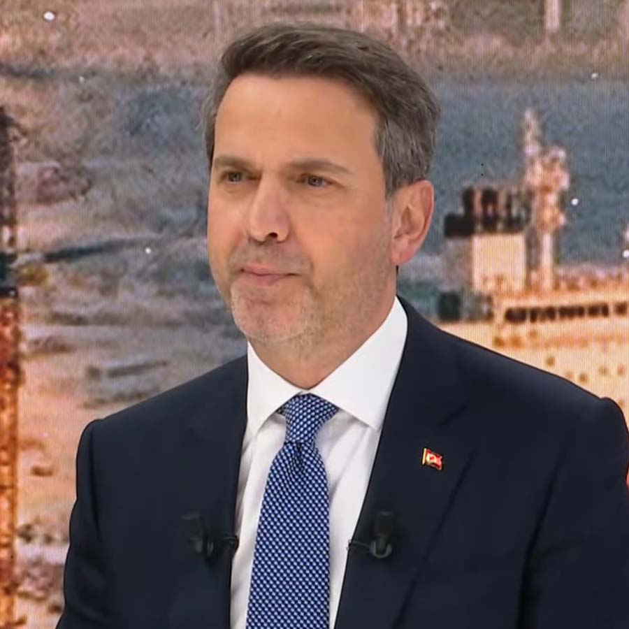 Enerji ve Tabii Kaynaklar Bakanı Alparslan Bayraktar'dan müjde! "Yeni aramalar yapacağız"