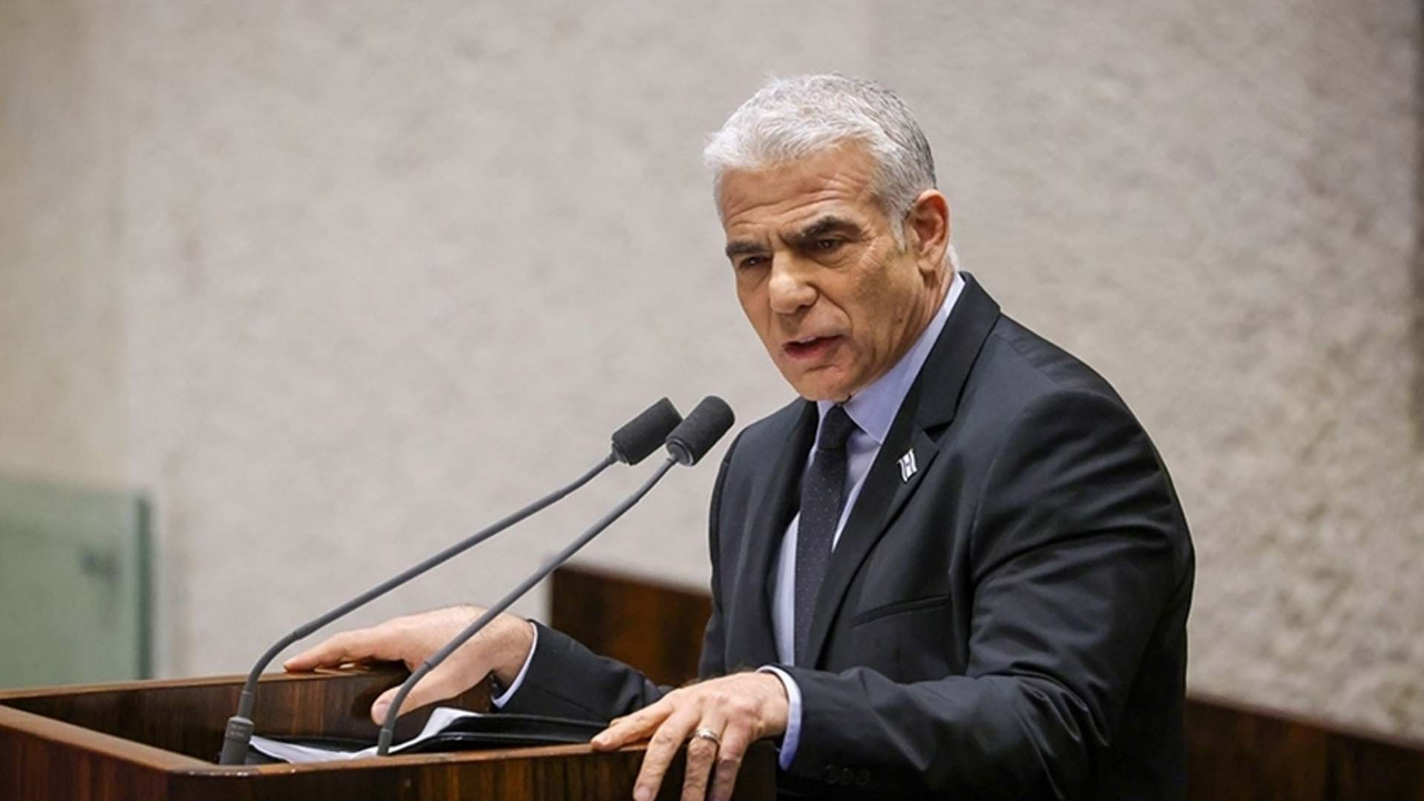 İsrail ana muhalefet lideri Lapid, Netanyahu'yu yerden yere vurdu: "Yahudilere Holokost'tan bu yana en büyük felaketi yaşatan adam"