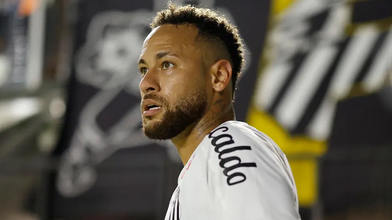 Neymar taraftarıyla kapıştı: Saygılı ol
