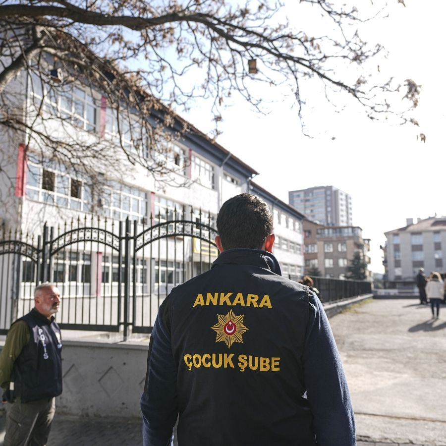 Kahramanmaraş ve Şanlıurfa'da okula silahlı saldırılar! Türkiye genelinde güvenlik önlemleri artırıldı: Her okulda 2 polis duracak