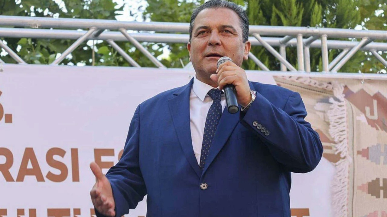 CHP’li Uşak Eşme Belediye Başkanı Yılmaz Tozan ile eşi gözaltında! İrtikap soruşturması...