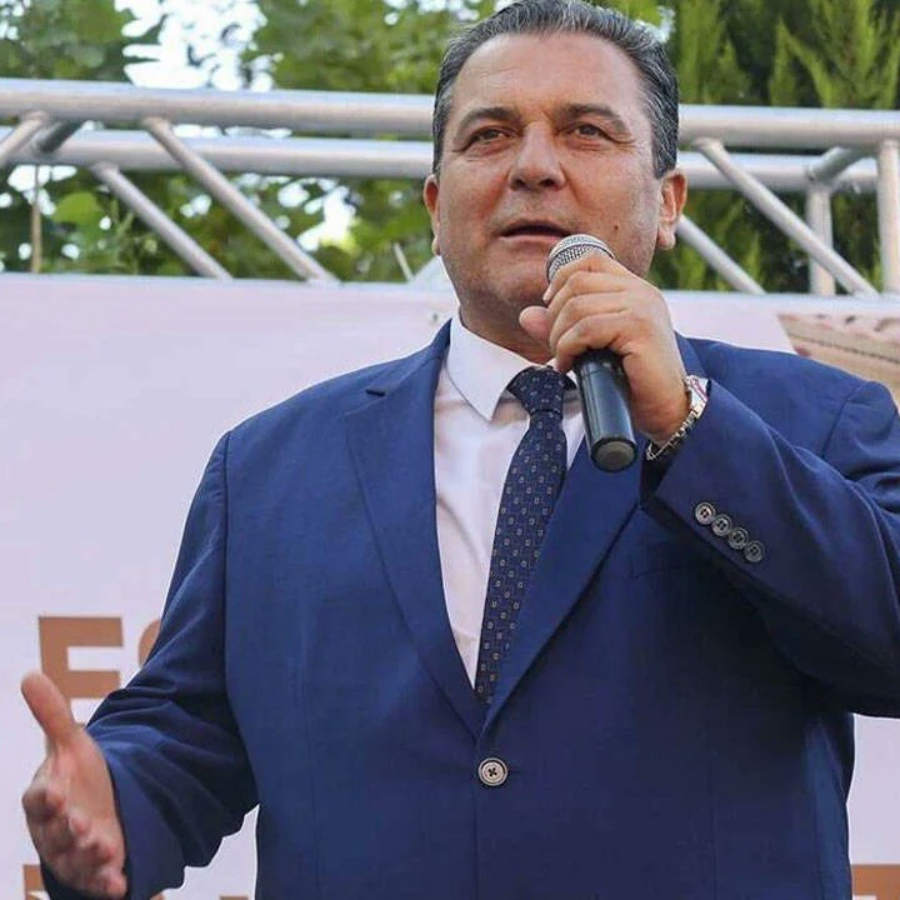 CHP’li Uşak Eşme Belediye Başkanı Yılmaz Tozan ile eşi gözaltında! İrtikap soruşturması...
