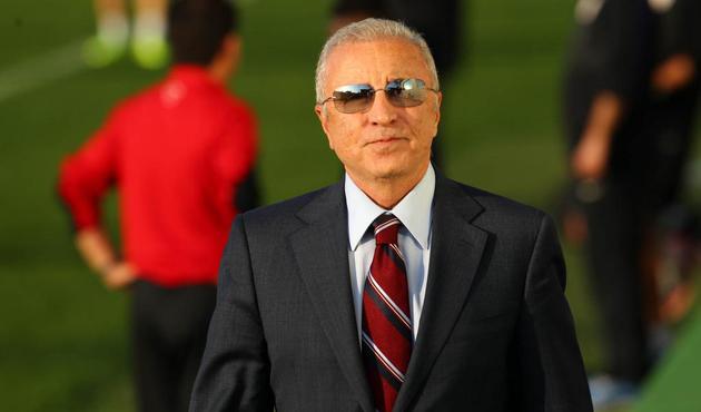 Eski Galatasaray Başkanı Ünal Aysal o takımı satın alıyor!