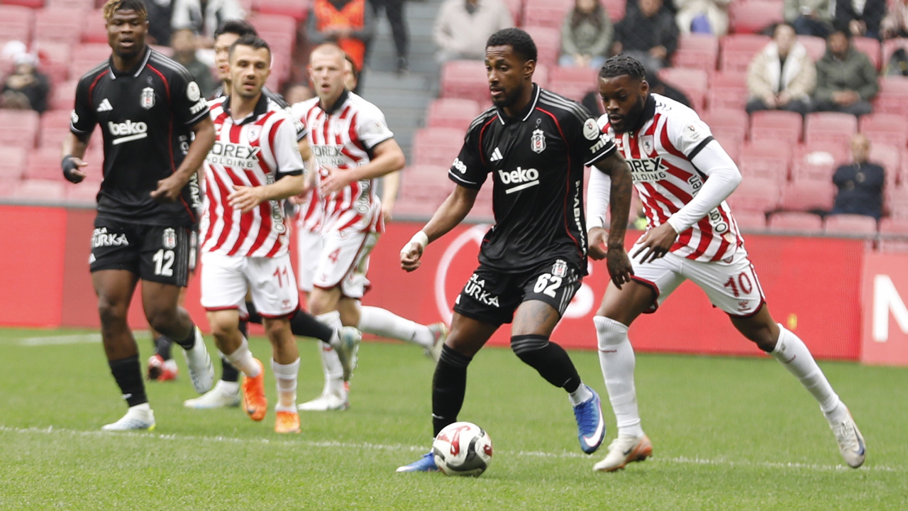 Beşiktaş'ta Ersin ve Murillo cezalı duruma düştü