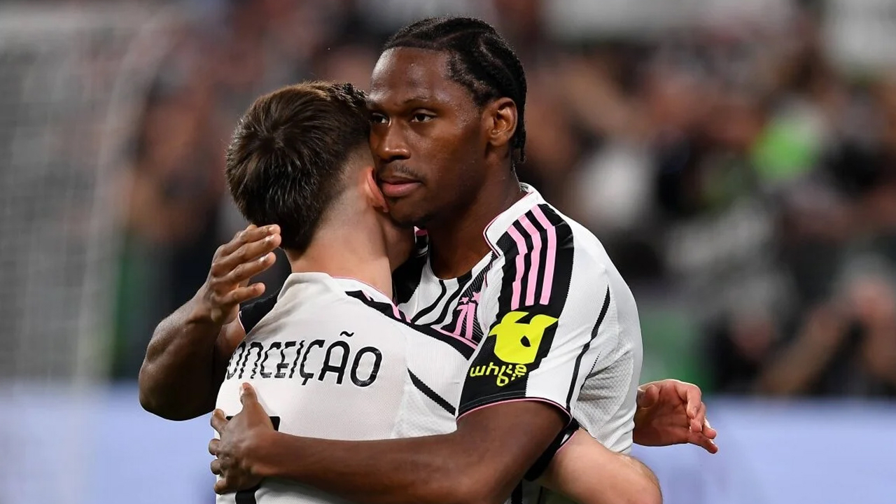 Juventus Şampiyonlar Ligi aşkına! Yenilmezlik serisi 7 maça çıktı