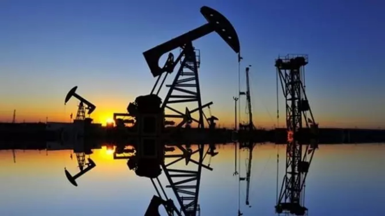 Ortadoğu'da gerilim yeniden alevlendi petrol fiyatları sert yükseldi! Yüzde 7'nin üzerinde artış