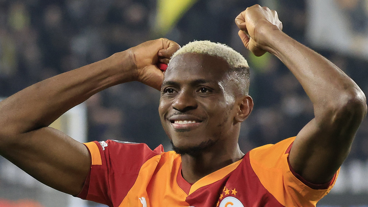 Ve Victor Osimhen sahalara geri dönüyor