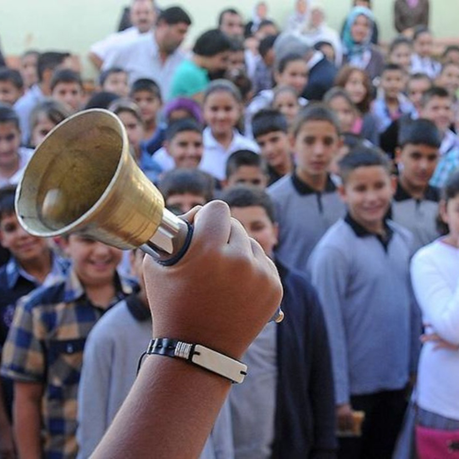 Teneffüste dışarı çıkmak tarih oldu! Kanlı saldırılar sonrası okullarda sıkıyönetim kuralları...