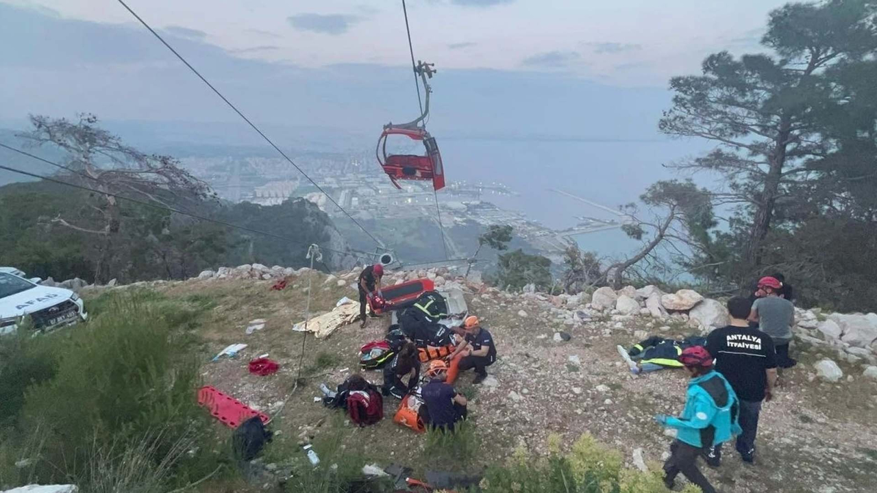 CHP'li başkan da sanıkları arasındaydı! Antalya'daki teleferik kazası davasında karar: 8 sanığa hapis cezası
