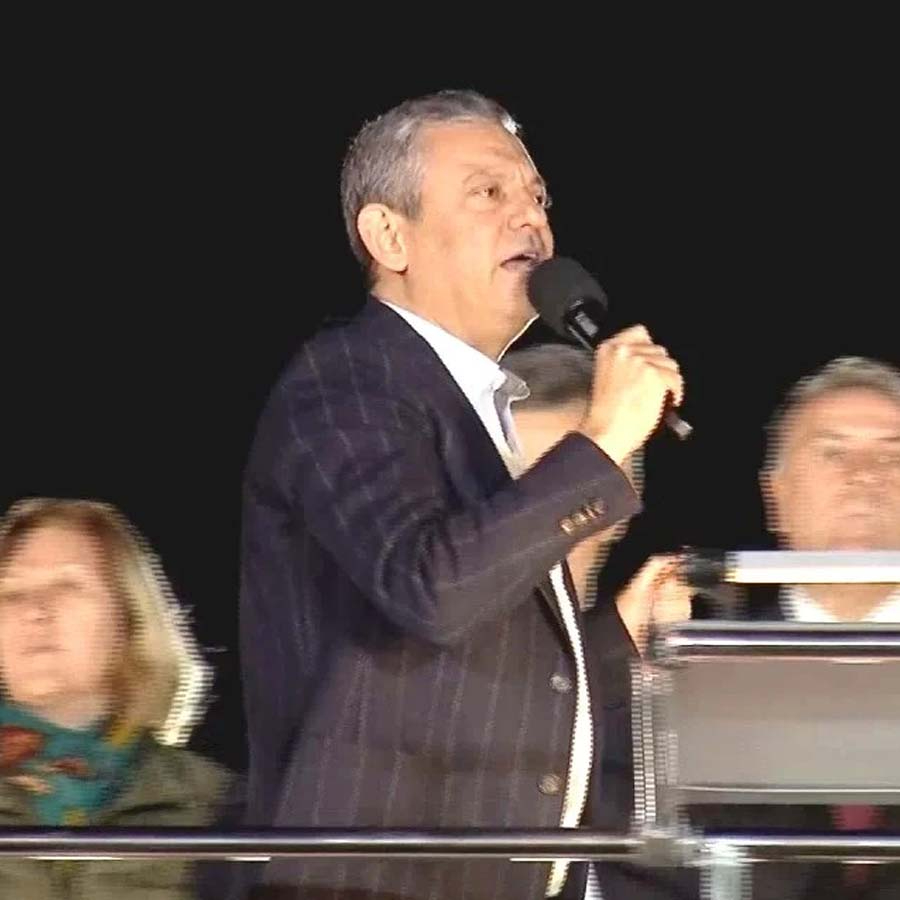 CHP Genel Başkanı Özgür Özel'den sınırları zorlayan tehdit! "Bir tane AK Partili dışarıda kalmaz"