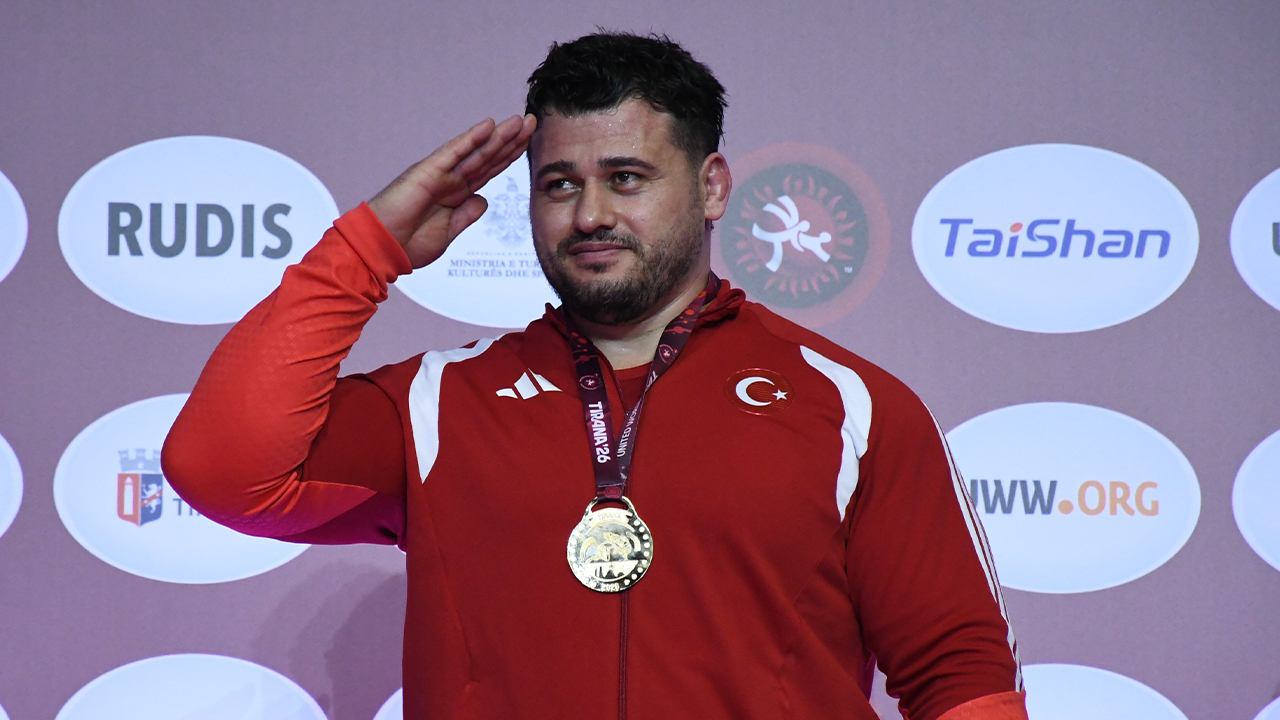 Rıza Kayaalp 13. kez Avrupa şampiyonu