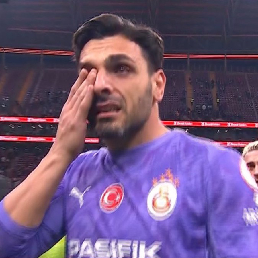 Günay Güvenç maç sonu gözyaşlarını tutamadı