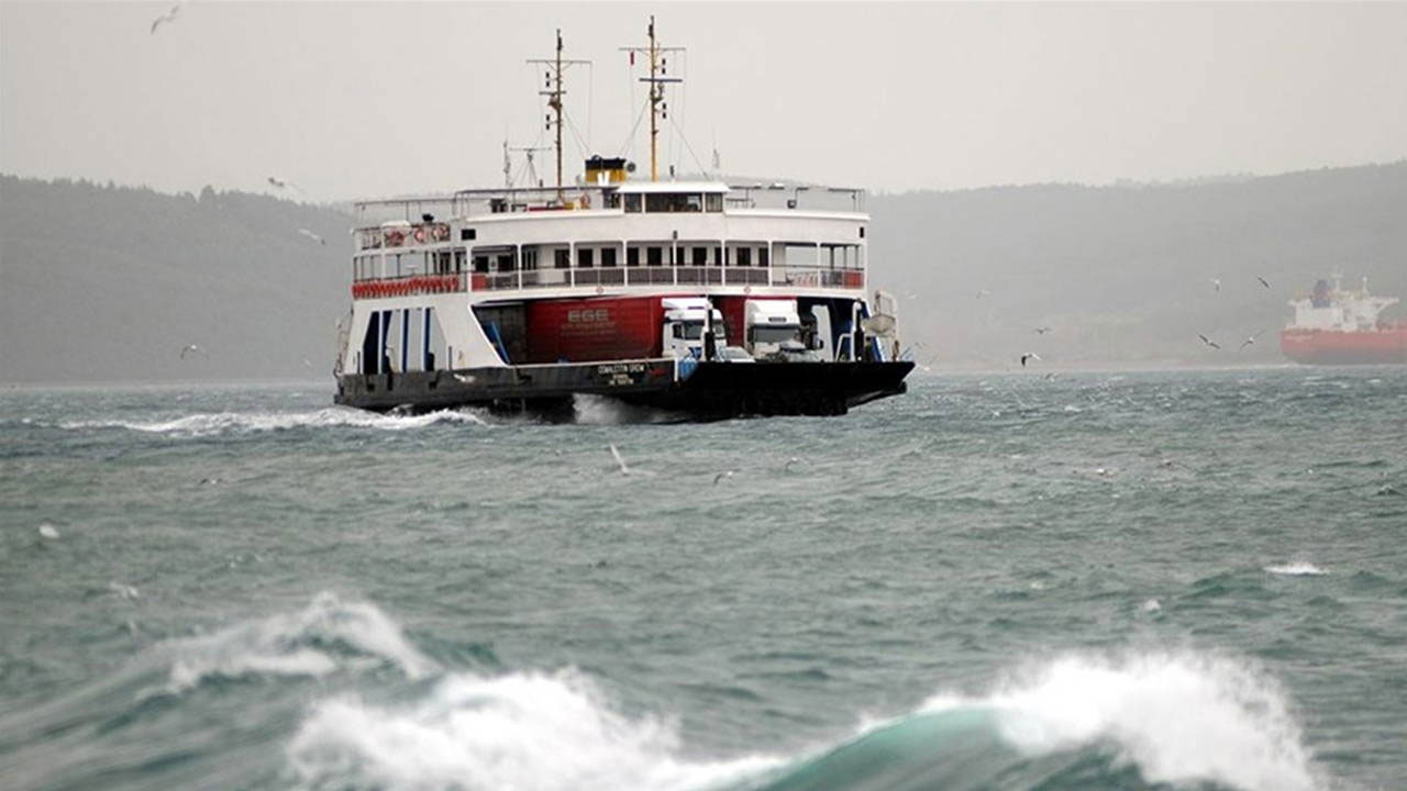 Boğaz trafiğe kapanıyor: Vapur seferleri iptal edildi