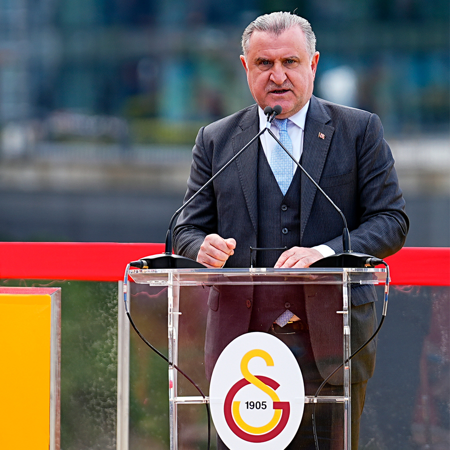 Osman Aşkın Bak 'Şampiyon Cimbom' dedi, F.Bahçeli futbolcular takipten çıktı