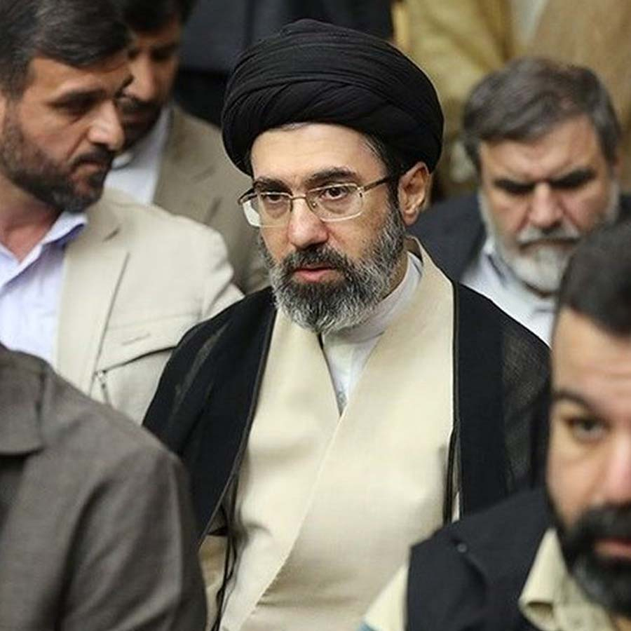 Amerikan basınından çarpıcı Hamaney iddiası: "Bir bacağı üç kez ameliyat edildi"