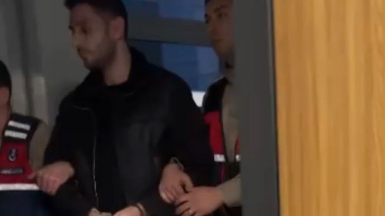 Gülistan Doku cinayeti! Silahım yok diyen Mustafa Türkay Sonel’in tabancalı fotoğrafı ortaya çıktı…