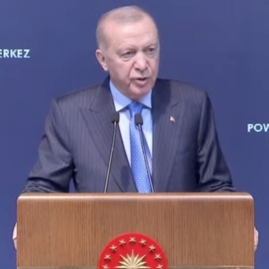 Cumhurbaşkanı Erdoğan, Türkiye Yüzyılı yatırım için güçlü merkez programında konuştu