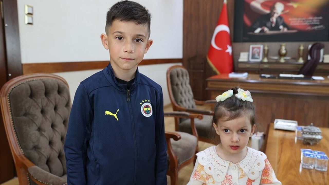 Cumhurbaşkanı Recep Tayyip Erdoğan'la tanışma hayalini gerçekleştiren Mutlucan Korkmaz o anları anlattı: "Aynı şiiri yine okurum ve yine çok mutlu olurum"