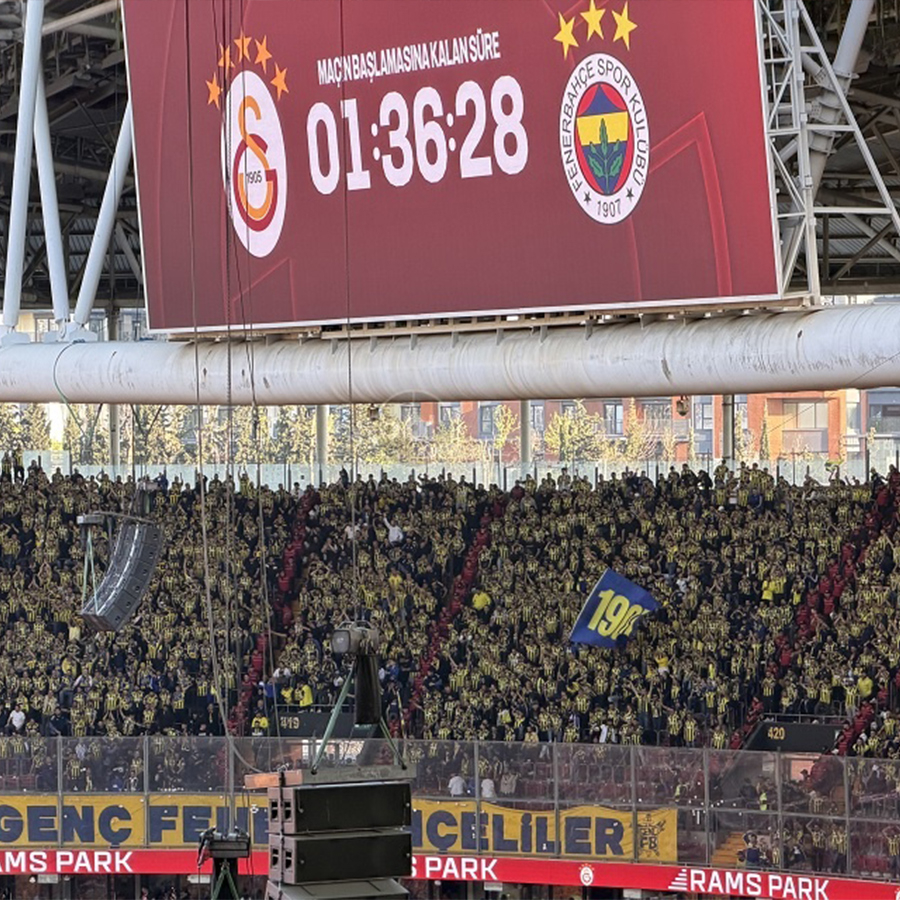 Derbi öncesi Galatasaray'dan Fenerbahçe'ye yıldız göndermesi