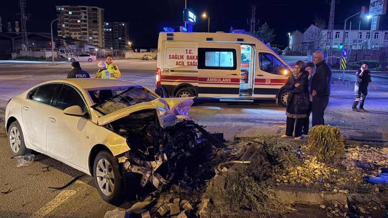 Kayseri'de feci kaza: Çok sayıda yaralı var