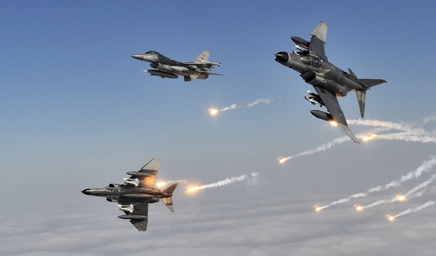 TSK'dan Kuzey Irak'ta hava operasyonu: 3 terörist öldürüldü...