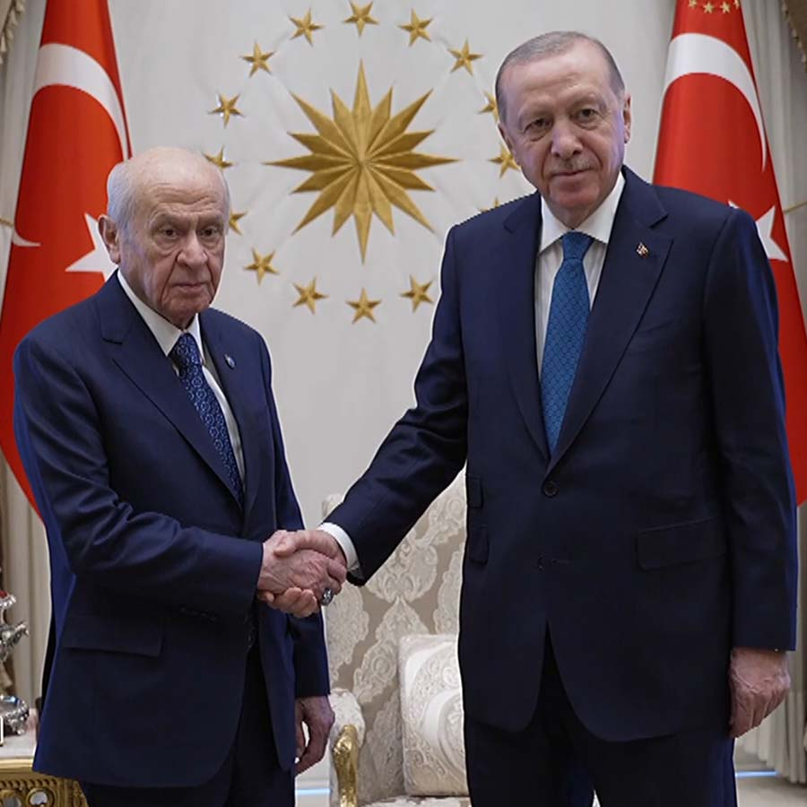 Cumhurbaşkanı Recep Tayyip Erdoğan, MHP Genel Başkanı Devlet Bahçeli'yi kabul etti