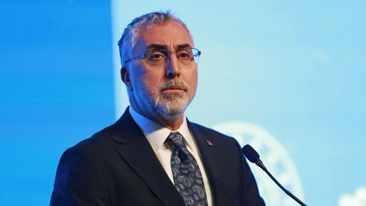 Bakan Işıkhan'dan "Sosyal Hizmetler Kanunu"na ilişkin paylaşım