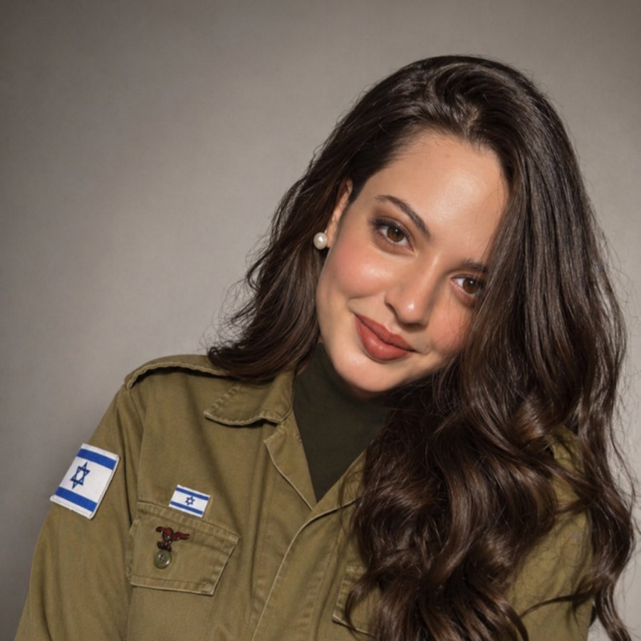 Utanmadan Türk bayrağı önünde poz vermişti... İsrail ordusunda görev yapan Türk vatandaşı Jessica Becher tutuklandı ve sınır dışı edildi!