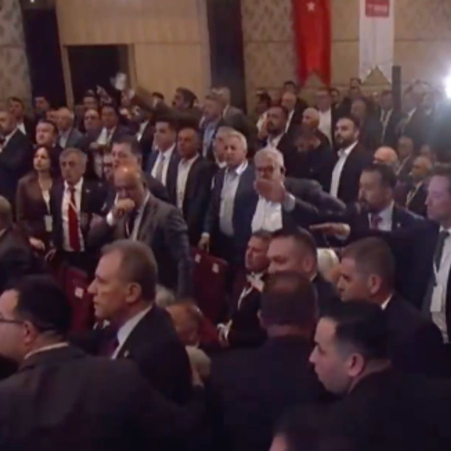 TBB toplantısında gergin anlar! Ekrem İmamoğlu'nun mektubunu okumak istediler: AK Parti ve CHP'li üyeler birbirine girdi...
