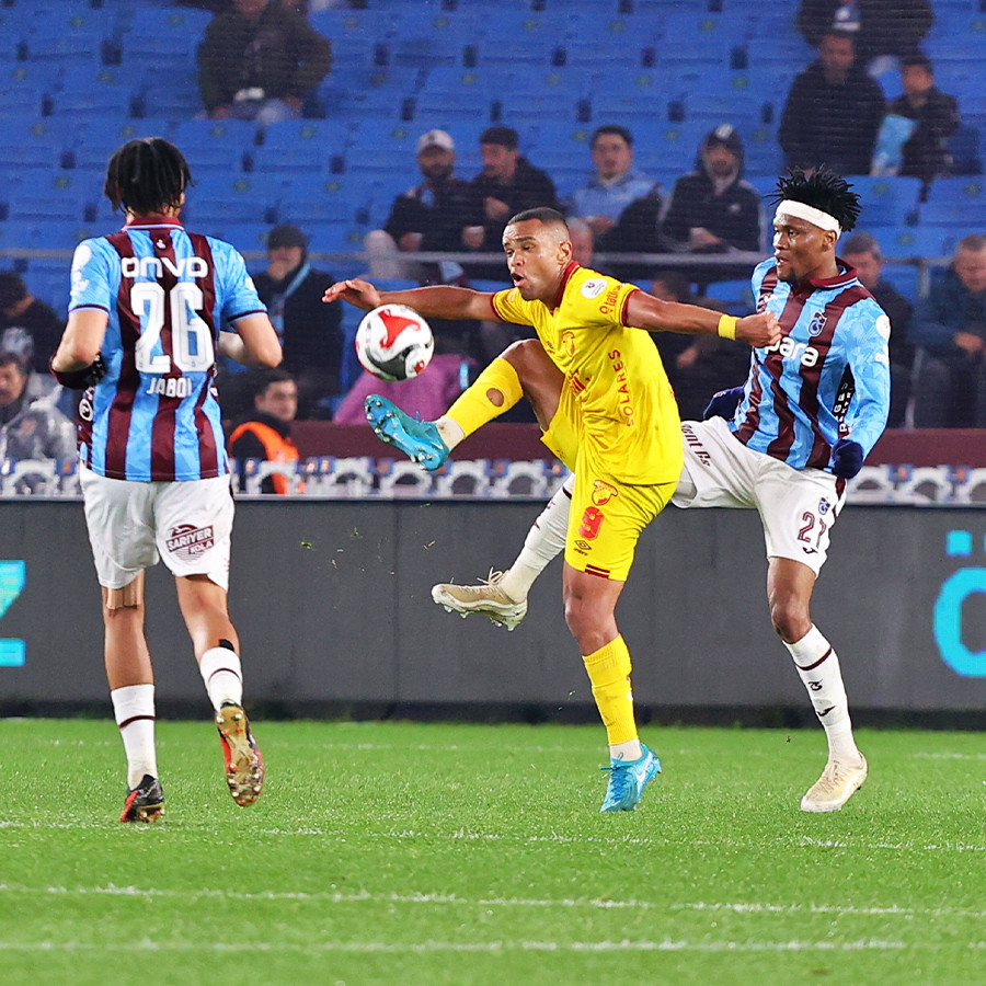 Trabzonspor, sahasında Göztepe ile berabere kaldı