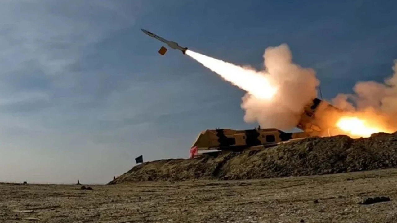 Orta Doğu'da tansiyon yeniden yükseliyor! BAE'den açıklama: 4 İran füzesini engelledik