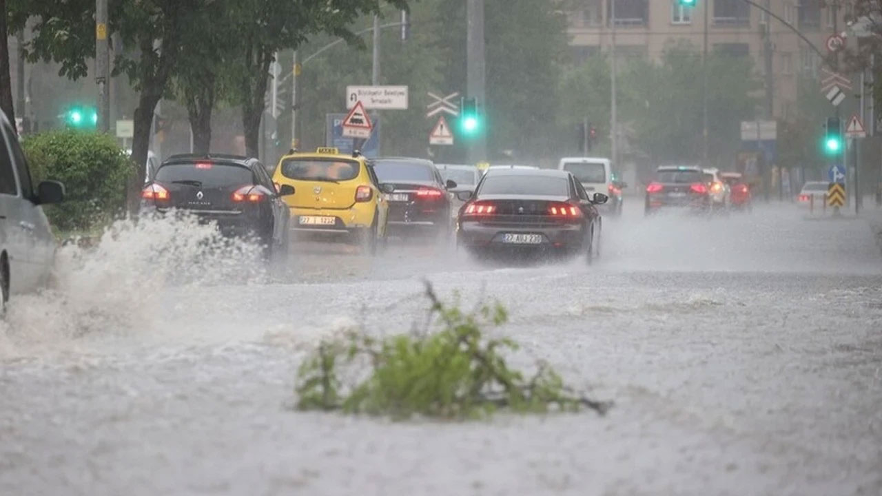 Şanlıurfa ve Gaziantep'in bazı ilçelerinde eğitime ara