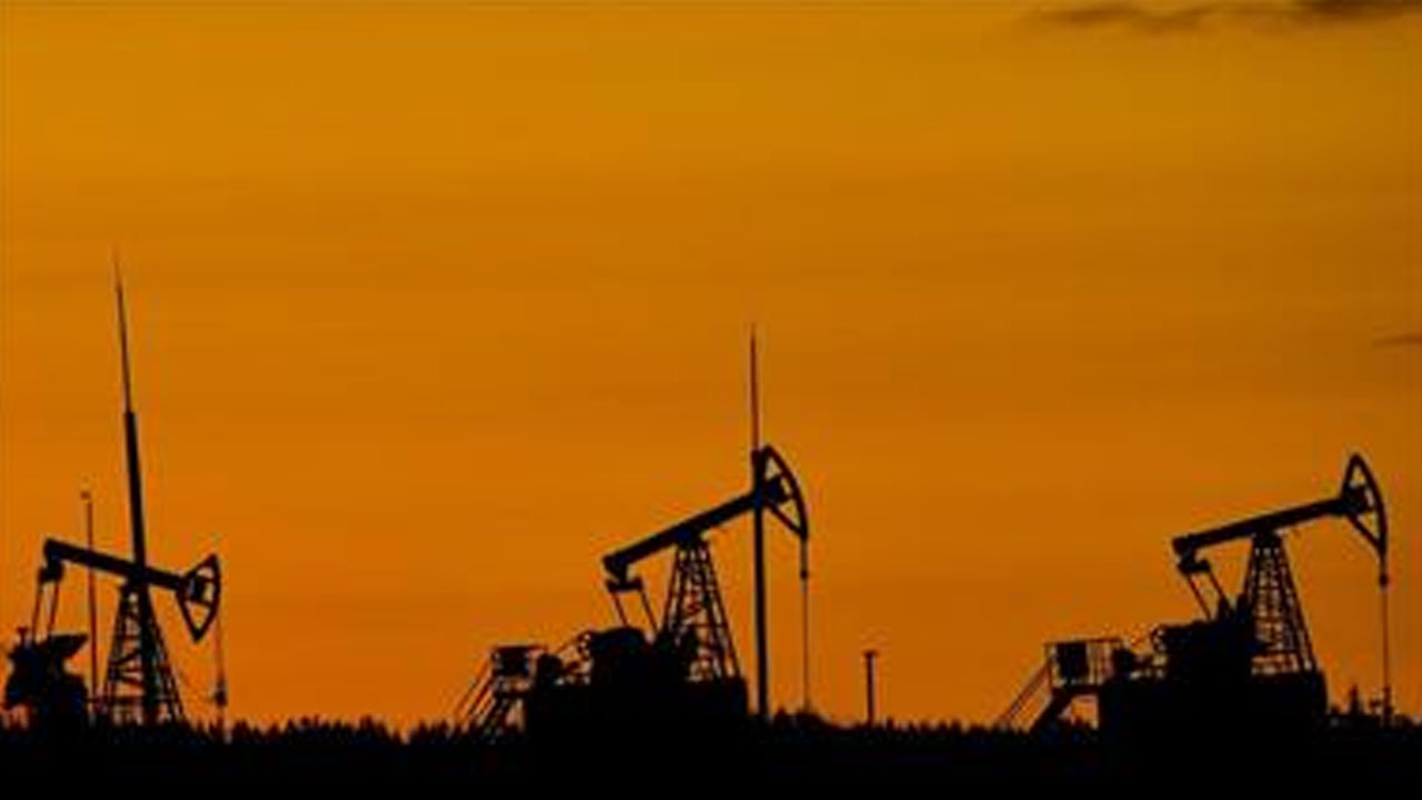 Brent petrolün varili 114,54 dolardan işlem görüyor