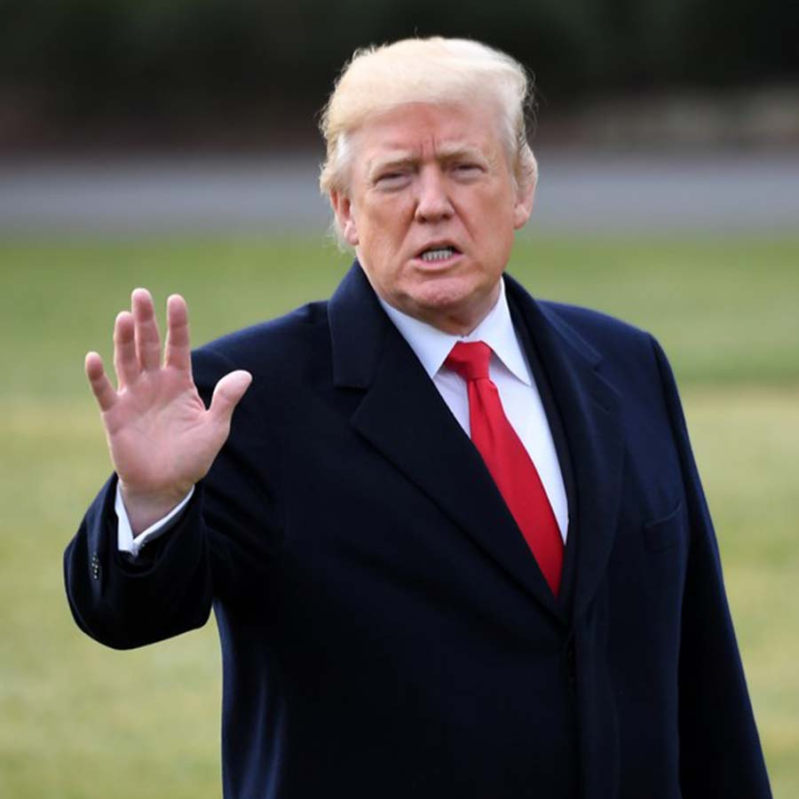 Trump bozuk saat misali: Yine aynı sözleri tekrarladı: İran bizimle anlaşmak istiyor