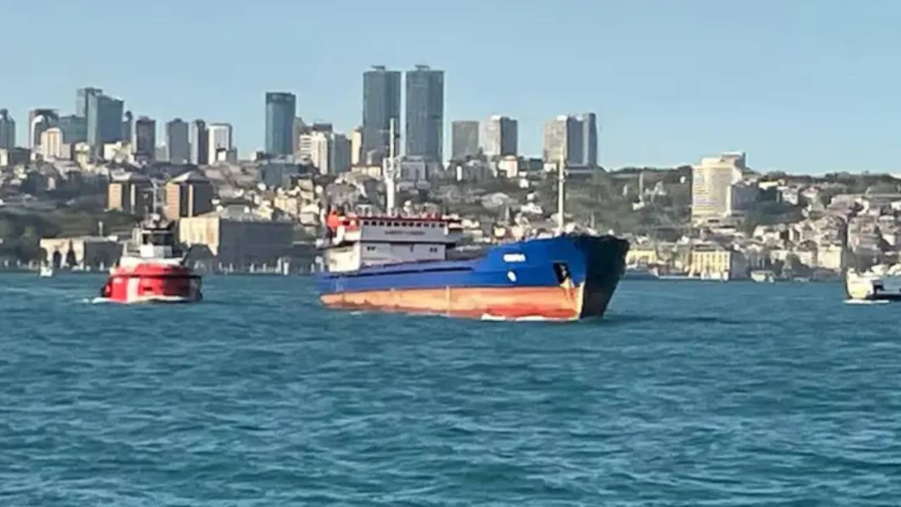 Sıcak gelişme! İstanbul Boğazı'nda gemi arızası! Boğazda yeşil ışık yandı